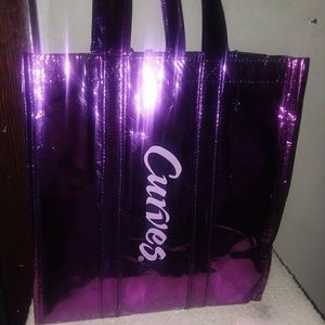 Curves shoe tote